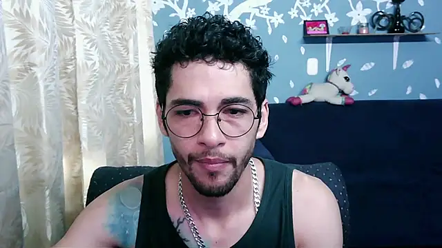 ponzothc online show from October 2025 09:19:02 PM