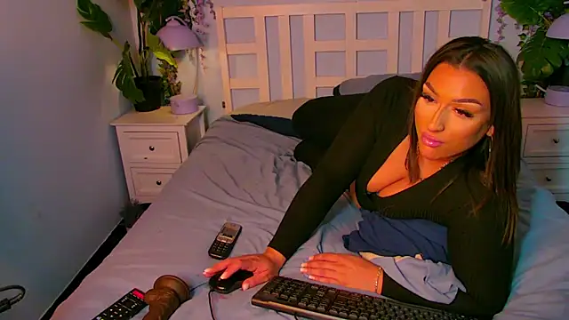 Snapshot of JanesaMiaBabestationx chatting on September 2025 01:00:01 PM JanesaMiaBabestationx online show from September 2025 01:00:01 PM