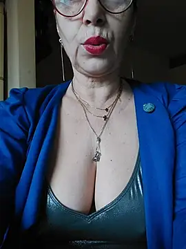 Snapshot of Tinaa_Love69 chatting on February 2026 06:11:02 AM Tinaa Love69 online show from February 2026 06:11:02 AM