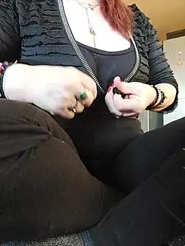 Snapshot of Tinaa_Love69 chatting on February 2026 05:50:02 AM Tinaa Love69 online show from February 2026 05:50:02 AM