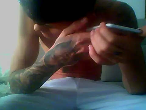 Snapshot of Skater29xx2 chatting on January 2025 08:17:02 PM Skater29xx2 online show from January 2025 08:17:02 PM