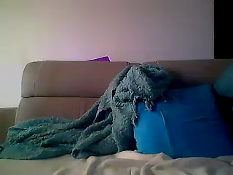 Snapshot of Skater29xx2 chatting on February 2025 02:16:01 PM Skater29xx2 online show from February 2025 02:16:01 PM