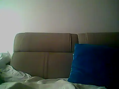 Snapshot of Skater29xx2 chatting on February 2025 03:17:02 PM Skater29xx2 online show from February 2025 03:17:02 PM