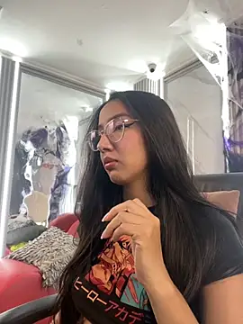 Snapshot of AnyaFloyd69 chatting on October 2025 08:41:02 PM AnyaFloyd69 online show from October 2025 08:41:02 PM