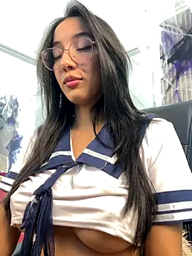 Snapshot of AnyaFloyd69 chatting on November 2025 09:59:01 PM AnyaFloyd69 online show from November 2025 09:59:01 PM