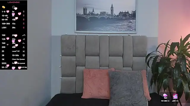 hottie mine  online show from January 2025 06:57:01 PM