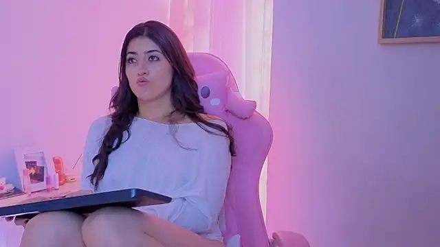 ChanellGV online show from November 2025 07:48:02 PM