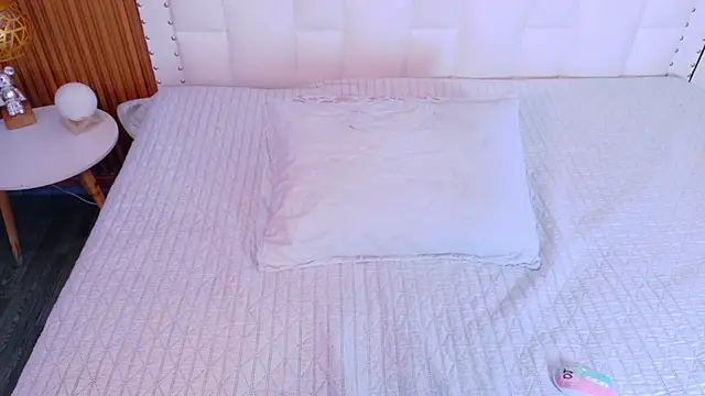 Snapshot of cattaleeyaa chatting on January 2026 02:19:01 PM cattaleeyaa online show from January 2026 02:19:01 PM