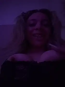 greedybratt online show from February 2025 01:13:02 AM