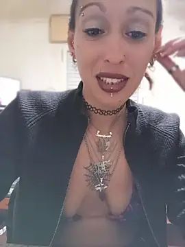 Snapshot of Zorrita_Fox chatting on May 2026 12:16:02 AM Zorrita Fox online show from May 2026 12:16:02 AM