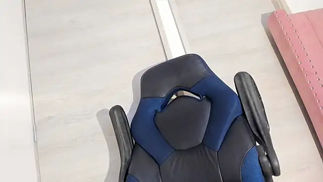 Madi hotgod online show from January 2025 02:35:02 AM