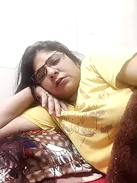 Husnpari20 online show from December 2024 05:44:02 PM