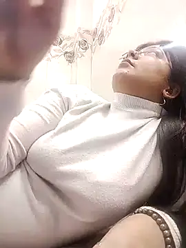 Husnpari20 online show from January 2025 09:28:01 AM