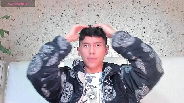 Angel esteban fx online show from March 2025 03:52:02 AM