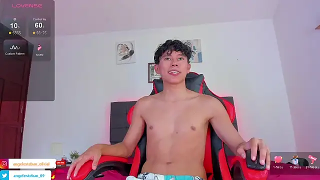 Angel esteban fx online show from October 2025 08:40:02 PM