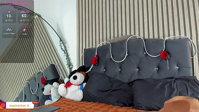 Angel esteban fx online show from February 2026 07:09:02 PM