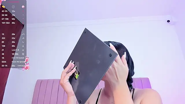 Snapshot of Arii_Vga chatting on February 2026 10:19:01 PM Arii Vga online show from February 2026 10:19:01 PM