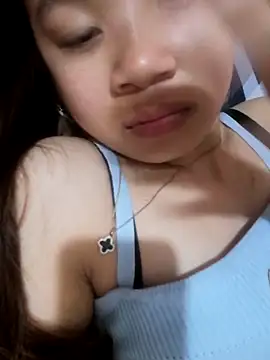 -Almira- online show from April 2026 03:15:01 AM