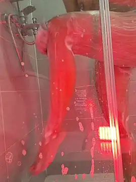 Snapshot of SexyErola27 chatting on February 2026 04:38:02 PM SexyErola27 online show from February 2026 04:38:02 PM