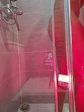 Snapshot of SexyErola27 chatting on February 2026 02:25:01 PM SexyErola27 online show from February 2026 02:25:01 PM