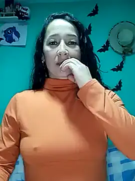 emilypoppy3 online show from February 2025 01:55:01 AM