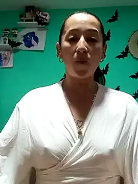 emilypoppy3 online show from February 2025 08:14:02 PM