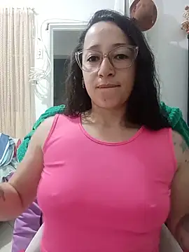 emilypoppy3 online show from May 2026 10:07:01 PM