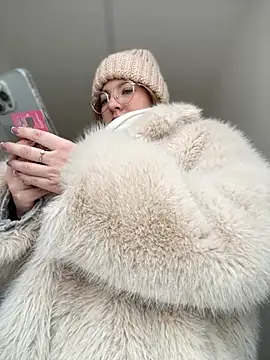 NewLale online show from December 2024 03:18:02 AM