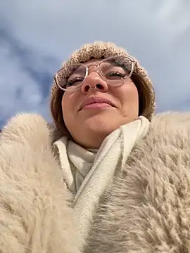 NewLale online show from February 2025 06:20:01 AM