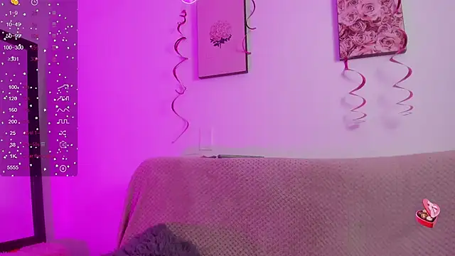 Snapshot of Murieel_69 chatting on March 2025 07:37:02 PM Murieel 69 online show from March 2025 07:37:02 PM