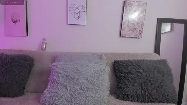 Snapshot of Murieel_69 chatting on November 2025 09:13:02 PM Murieel 69 online show from November 2025 09:13:02 PM