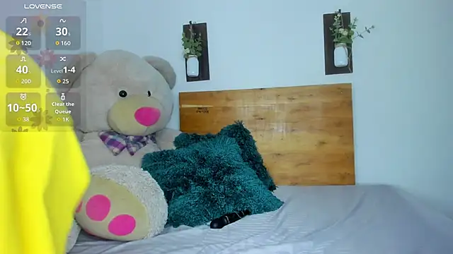 Snapshot of Sabba_sajjad chatting on November 2025 07:13:02 PM Sabba sajjad online show from November 2025 07:13:02 PM