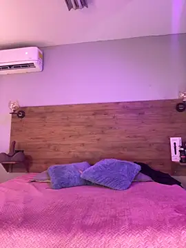 Snapshot of DeboraEvans chatting on October 2025 04:02:02 PM DeboraEvans online show from October 2025 04:02:02 PM