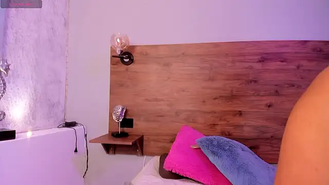 DeboraEvans online show from February 2026 07:20:01 PM