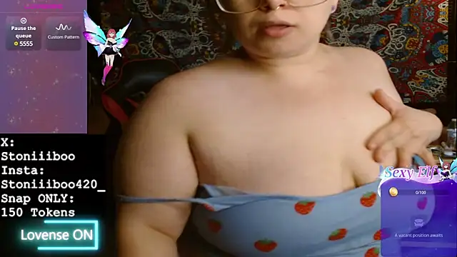 Snapshot of Stoniiiboo chatting on February 2025 01:13:02 PM Stoniiiboo online show from February 2025 01:13:02 PM