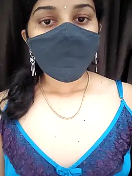 Snapshot of Angleannie chatting on November 2025 05:15:02 PM Angleannie online show from November 2025 05:15:02 PM