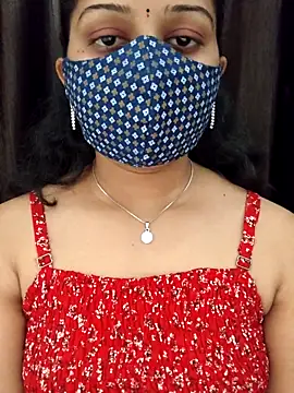 Angleannie online show from April 2026 06:36:02 PM