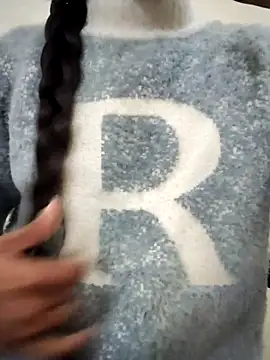 Snapshot of Kumkum_36 chatting on January 2025 04:16:02 AM Kumkum 36 online show from January 2025 04:16:02 AM