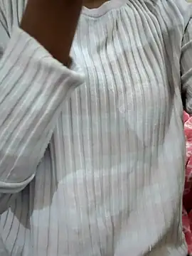 Snapshot of Kumkum_36 chatting on January 2025 04:36:01 AM Kumkum 36 online show from January 2025 04:36:01 AM