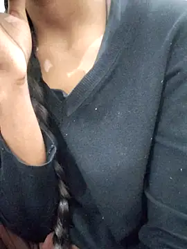 Snapshot of Kumkum_36 chatting on February 2025 07:51:02 AM Kumkum 36 online show from February 2025 07:51:02 AM