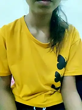 Snapshot of Kumkum_36 chatting on February 2025 04:53:01 AM Kumkum 36 online show from February 2025 04:53:01 AM