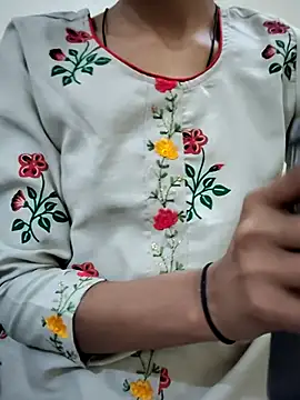 Snapshot of Kumkum_36 chatting on February 2025 04:14:02 AM Kumkum 36 online show from February 2025 04:14:02 AM