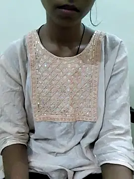 Snapshot of Kumkum_36 chatting on March 2025 04:58:02 AM Kumkum 36 online show from March 2025 04:58:02 AM