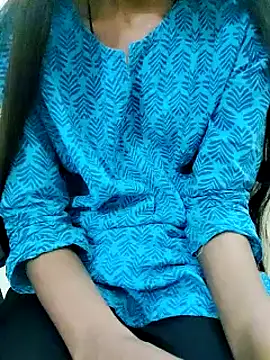 Snapshot of Kumkum_36 chatting on March 2025 11:07:01 AM Kumkum 36 online show from March 2025 11:07:01 AM