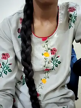 Snapshot of Kumkum_36 chatting on March 2025 07:48:01 AM Kumkum 36 online show from March 2025 07:48:01 AM