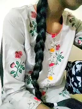 Snapshot of Kumkum_36 chatting on March 2025 08:26:01 AM Kumkum 36 online show from March 2025 08:26:01 AM