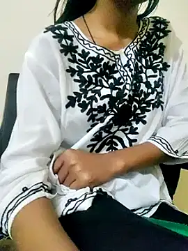 Snapshot of Kumkum_36 chatting on March 2025 09:31:02 AM Kumkum 36 online show from March 2025 09:31:02 AM