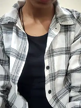 Snapshot of Kumkum_36 chatting on March 2025 05:02:01 AM Kumkum 36 online show from March 2025 05:02:01 AM