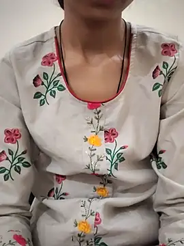 Snapshot of Kumkum_36 chatting on March 2025 04:39:02 AM Kumkum 36 online show from March 2025 04:39:02 AM