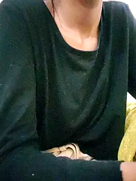 Snapshot of Kumkum_36 chatting on March 2025 05:28:02 AM Kumkum 36 online show from March 2025 05:28:02 AM